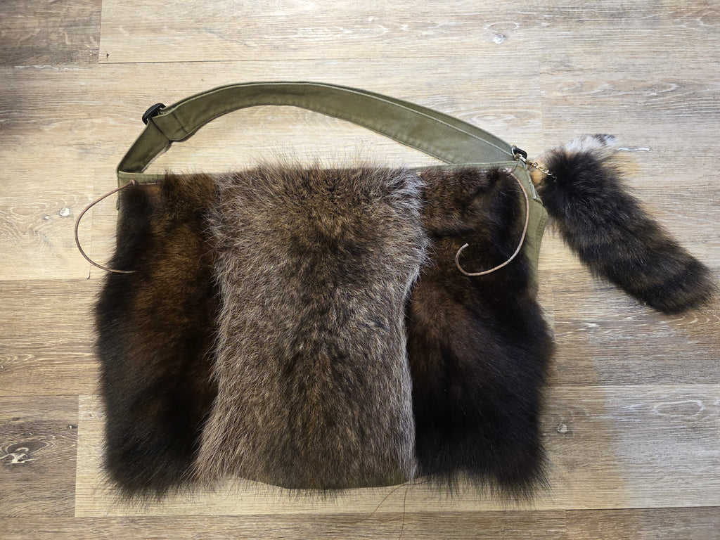 Ladies Canvas bag with choice of fur! image 1